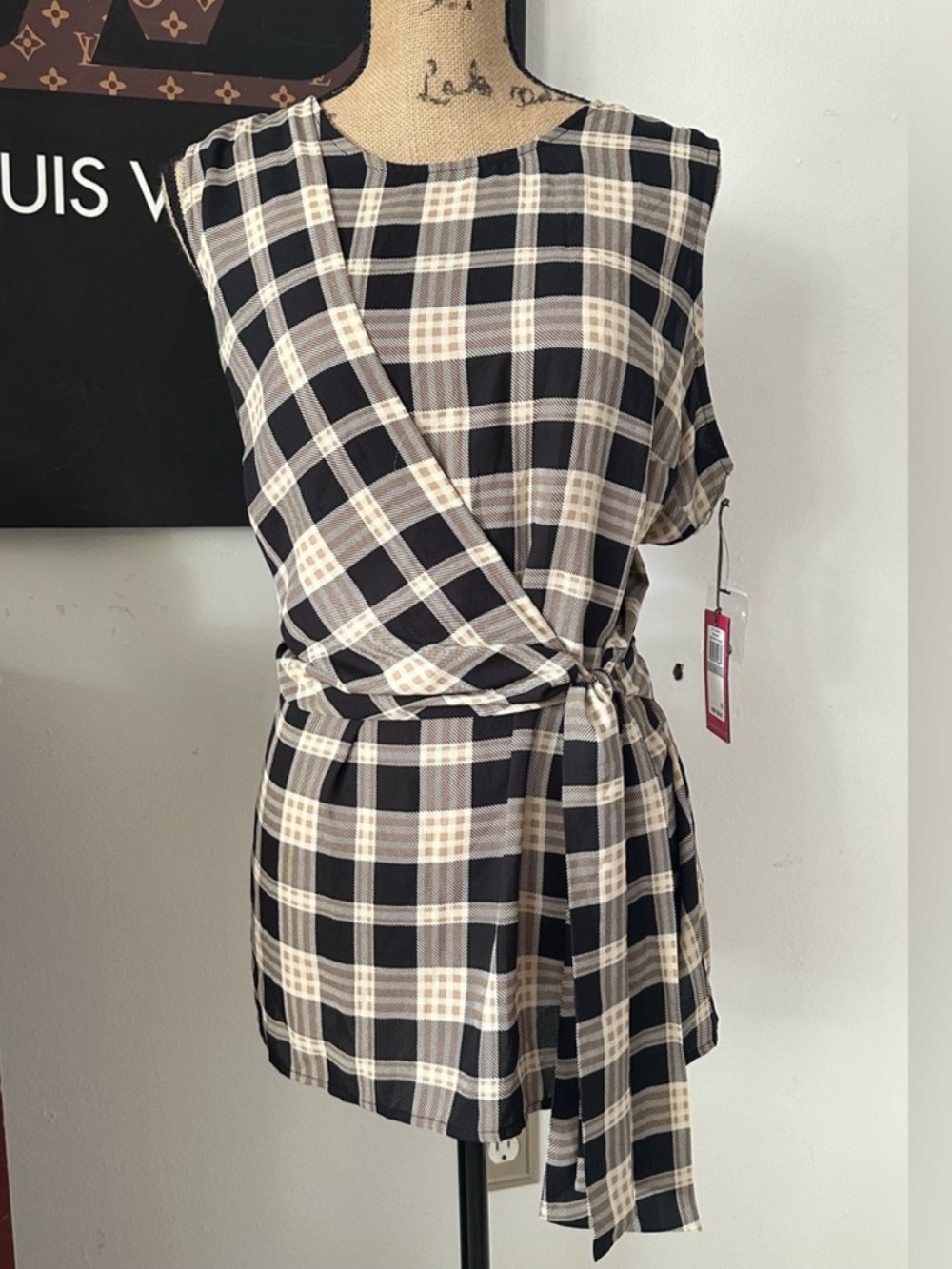 🆕Vince Camuto Plaid Faux Wrap Top